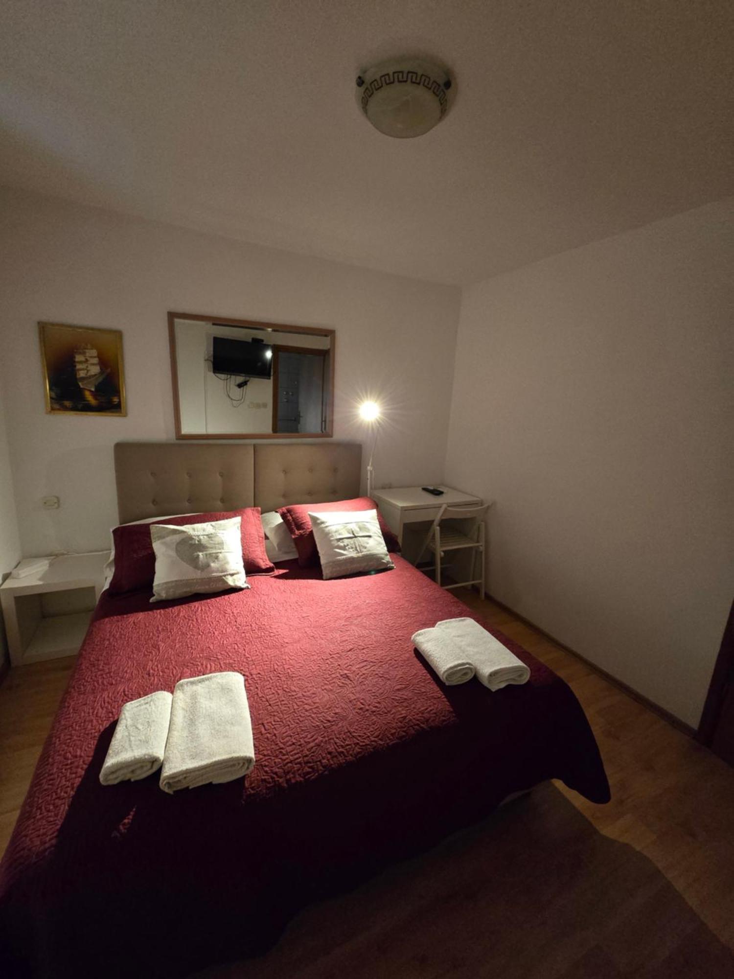 Guest Accomodation Zura 스크라딘 외부 사진